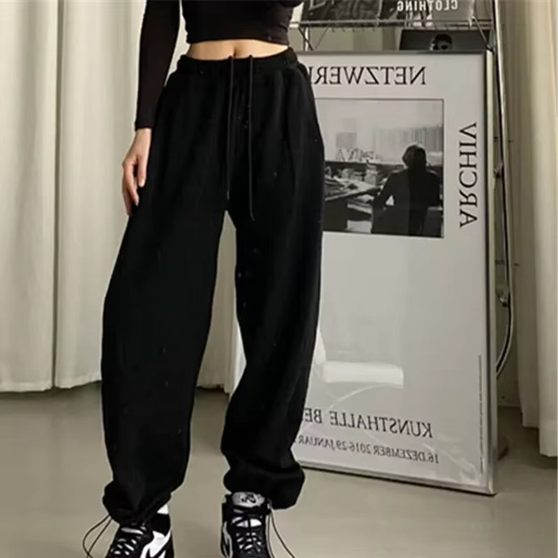 Women's High Waist Jogger Sweatpants - Baggy Sports Trousers in Black and Gray