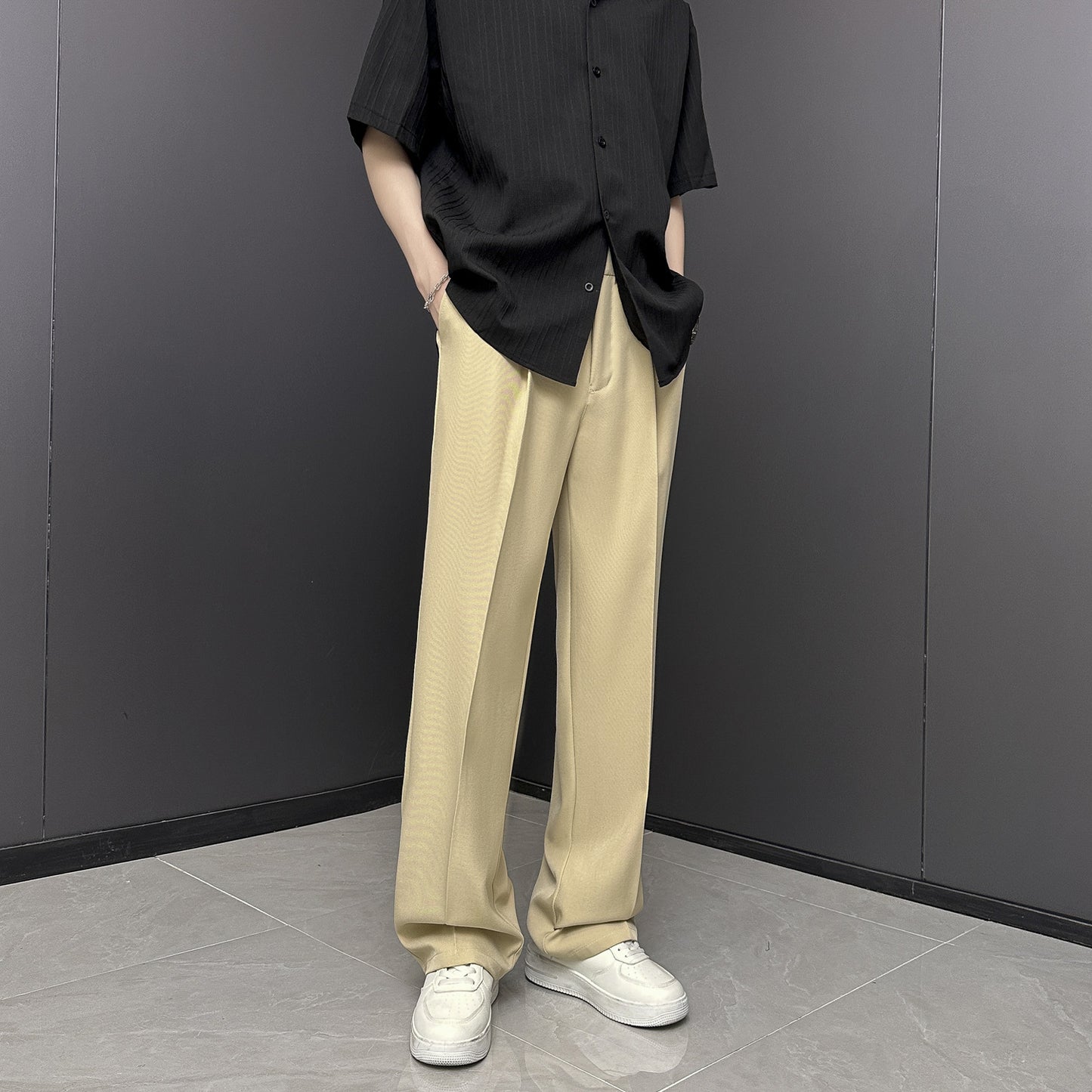 Trendy Edgy And Stylish Slouchy Casual Pants From A Streetwear Brand - Zenvuxe